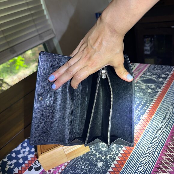Louis Vuitton Black Epi Leather Sarah Long Wallet - Picture 10 of 15